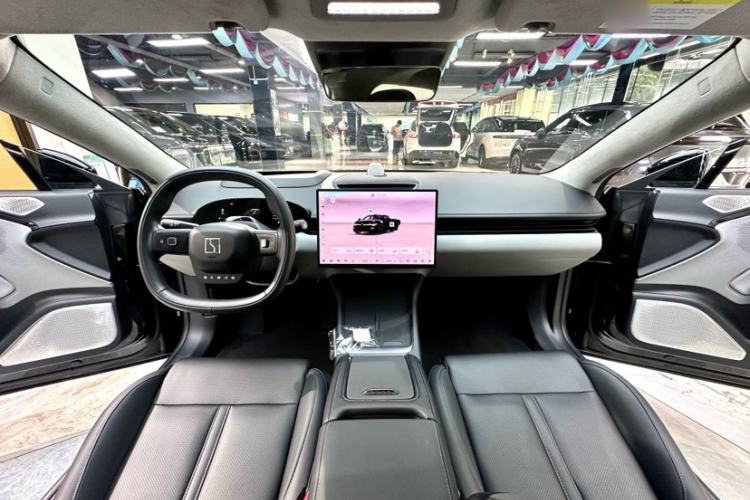 Used Zeekr 007 2025 Long-Range Rear-Wheel-Drive Intelligent Driving Version 100 kWh Interior 9