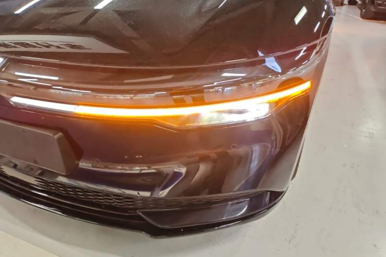 Used Zeekr 007 2025 Long-Range Rear-Wheel-Drive Intelligent Driving Version 100 kWh Left Front Headlight
