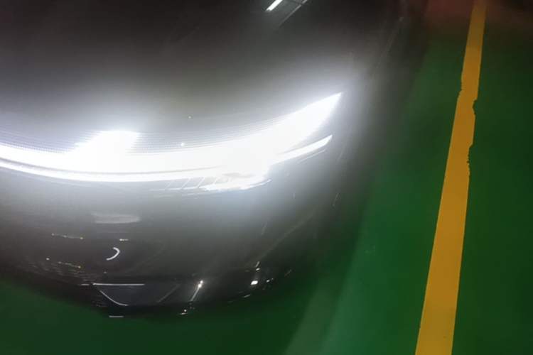 Used Zeekr 007 2025 Long-Range Rear-Wheel-Drive Intelligent Driving Version 100 kWh Left Front Headlight