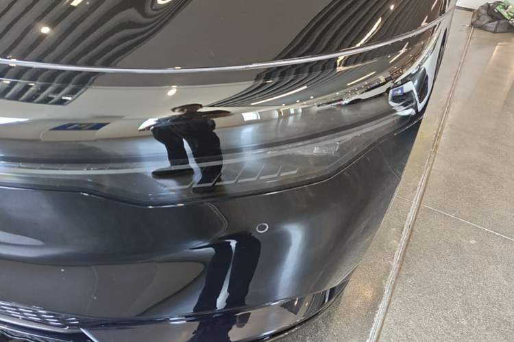 Used Zeekr 007 2025 Long-Range Rear-Wheel-Drive Intelligent Driving Version 100 kWh Left Front Headlight
