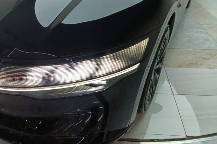 Used Zeekr 007 2025 Long-Range Rear-Wheel-Drive Intelligent Driving Version 100 kWh Left Front Headlight