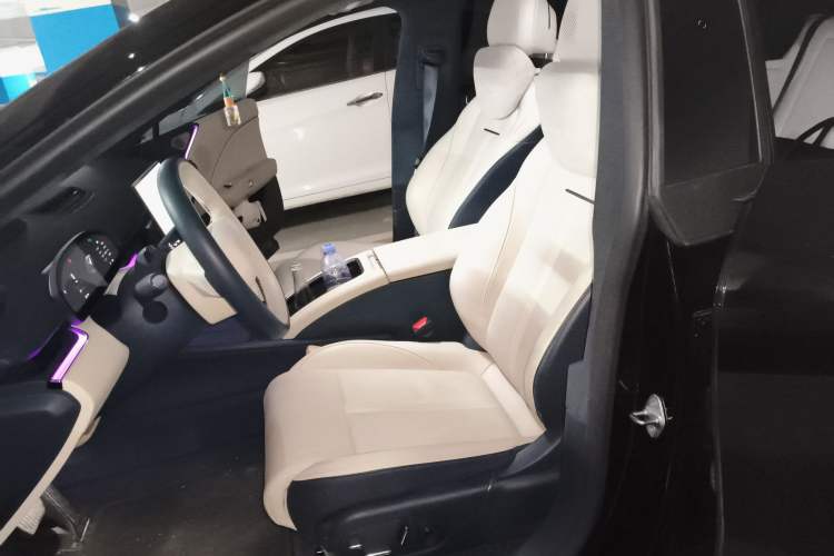 Used Zeekr 007 2025 Long-Range Rear-Wheel-Drive Intelligent Driving Version 100 kWh Left Front Seat