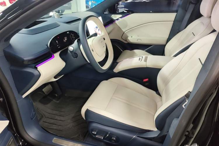 Used Zeekr 007 2025 Rear-Drive Intelligent Driving Version 75 kWh Left Front Seat