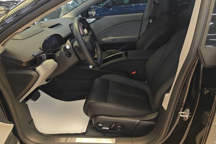 Used Zeekr 007 2025 Rear-Drive Intelligent Driving Version 75 kWh Left Front Seat