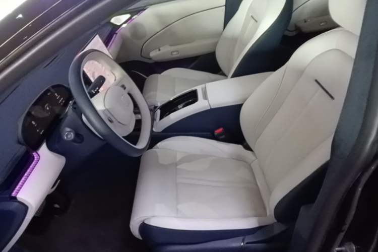 Used Zeekr 007 2025 Long-Range Rear-Wheel-Drive Intelligent Driving Version 100 kWh Left Front Seat