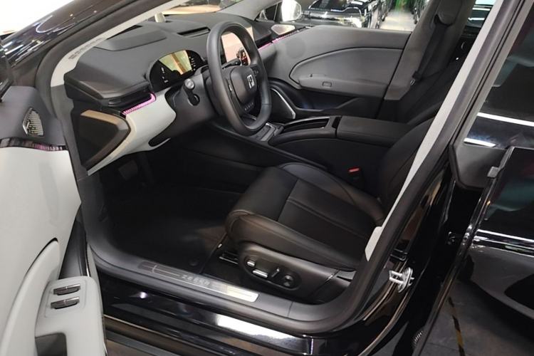 Used Zeekr 007 2025 Long-Range Rear-Wheel-Drive Intelligent Driving Version 100 kWh Left Front Seat