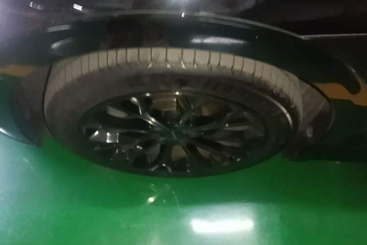 Used Zeekr 007 2025 Long-Range Rear-Wheel-Drive Intelligent Driving Version 100 kWh Left Front Wheel Hub