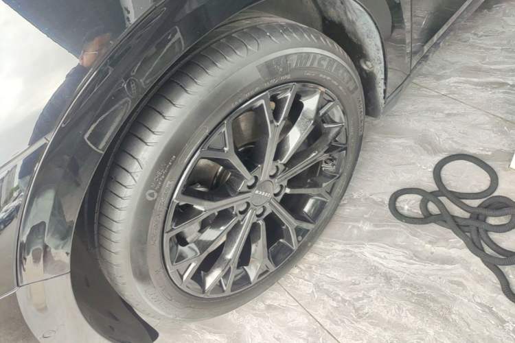 Used Zeekr 007 2025 Rear-Drive Intelligent Driving Version 75 kWh Left Front Wheel Hub
