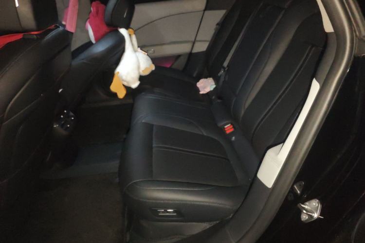 Used Zeekr 007 2025 Rear-Drive Intelligent Driving Version 75 kWh Left Rear Seat