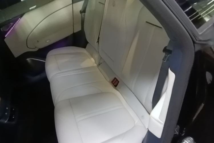 Used Zeekr 007 2025 Long-Range Rear-Wheel-Drive Intelligent Driving Version 100 kWh Left Rear Seat
