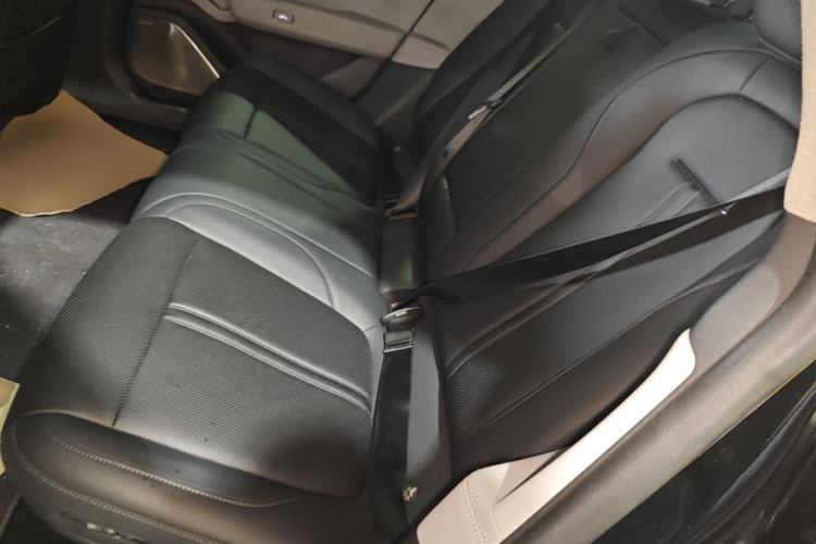 Used Zeekr 007 2025 Long-Range Rear-Wheel-Drive Intelligent Driving Version 100 kWh Left Rear Seat