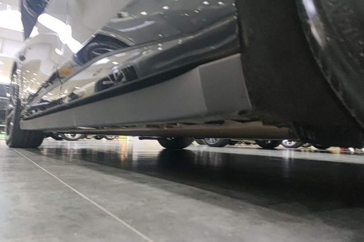 Used Zeekr 007 2025 Long-Range Rear-Wheel-Drive Intelligent Driving Version 100 kWh Left Side Sill