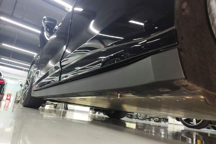 Used Zeekr 007 2025 Rear-Drive Intelligent Driving Version 75 kWh Left Side Sill