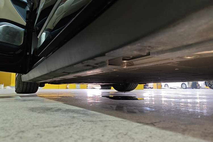 Used Zeekr 007 2025 Long-Range Rear-Wheel-Drive Intelligent Driving Version 100 kWh Left Side Sill