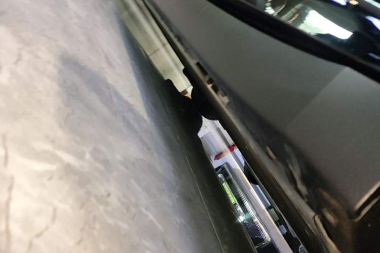 Used Zeekr 007 2025 Long-Range Rear-Wheel-Drive Intelligent Driving Version 100 kWh Left Side Sill