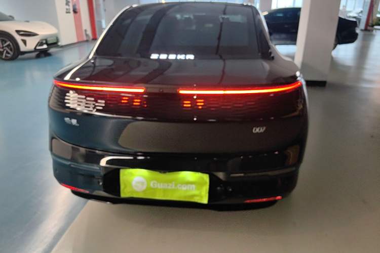 Used Zeekr 007 2025 Long-Range Rear-Wheel-Drive Intelligent Driving Version 100 kWh Rear