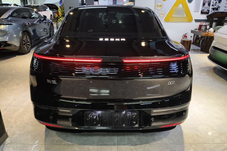 Used Zeekr 007 2025 Long-Range Rear-Wheel-Drive Intelligent Driving Version 100 kWh Rear