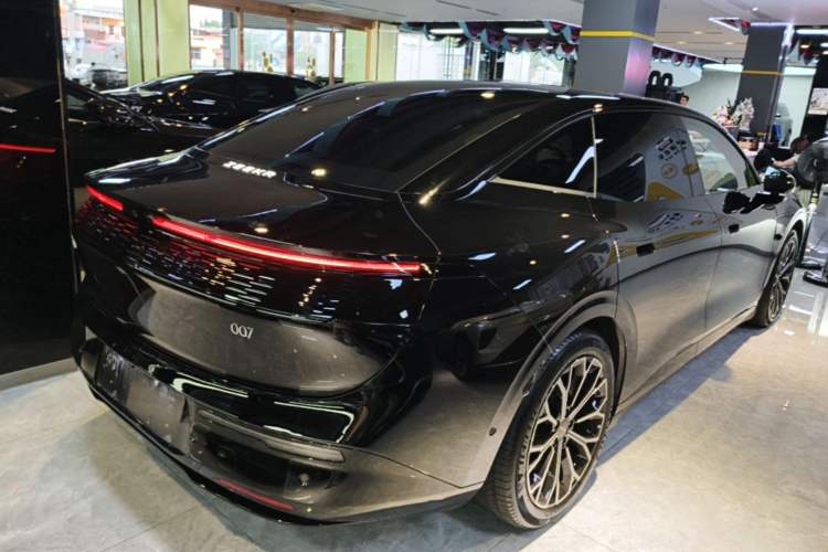 Used Zeekr 007 2025 Long-Range Rear-Wheel-Drive Intelligent Driving Version 100 kWh Rear Right 45 Deg