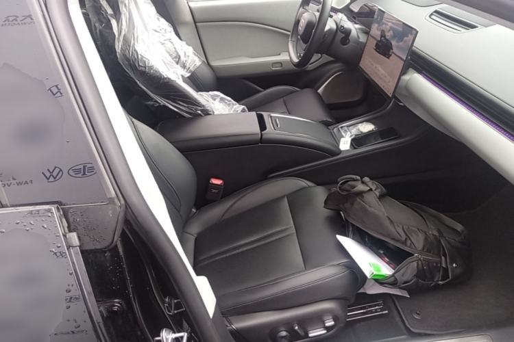 Used Zeekr 007 2025 Long-Range Rear-Wheel-Drive Intelligent Driving Version 100 kWh Right Front Seat