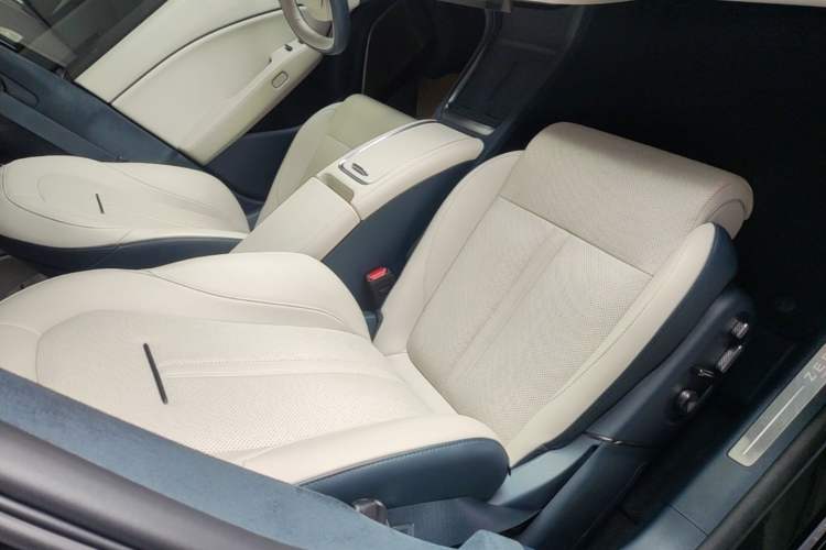 Used Zeekr 007 2025 Rear-Drive Intelligent Driving Version 75 kWh Right Front Seat