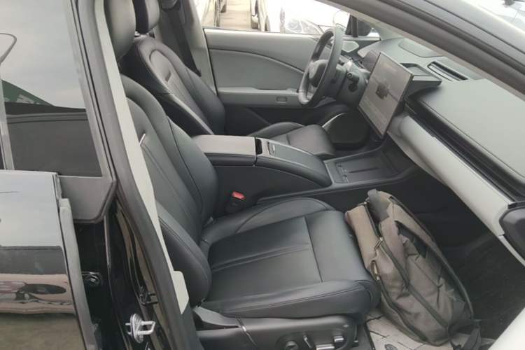 Used Zeekr 007 2025 Rear-Drive Intelligent Driving Version 75 kWh Right Front Seat