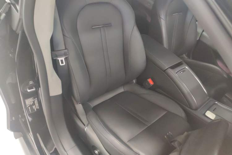 Used Zeekr 007 2025 Rear-Drive Intelligent Driving Version 75 kWh Right Front Seat