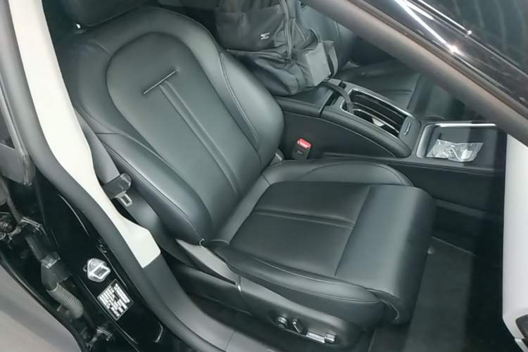 Used Zeekr 007 2025 Four-Wheel Drive Intelligent Driving Version 75 kWh Right Front Seat