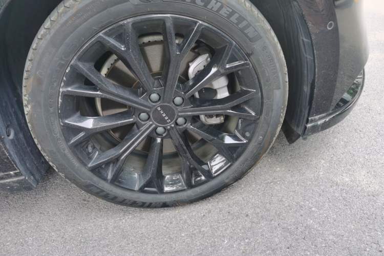 Used Zeekr 007 2025 Rear-Drive Intelligent Driving Version 75 kWh Right Front Wheel Hub