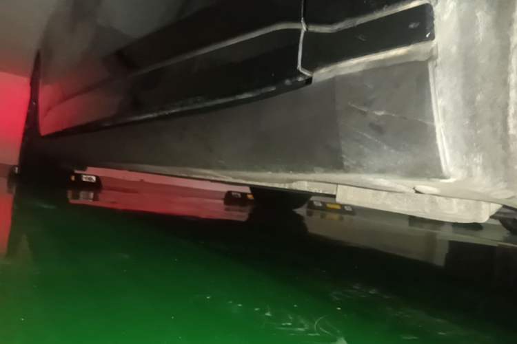 Used Zeekr 007 2025 Long-Range Rear-Wheel-Drive Intelligent Driving Version 100 kWh Right Side Sill