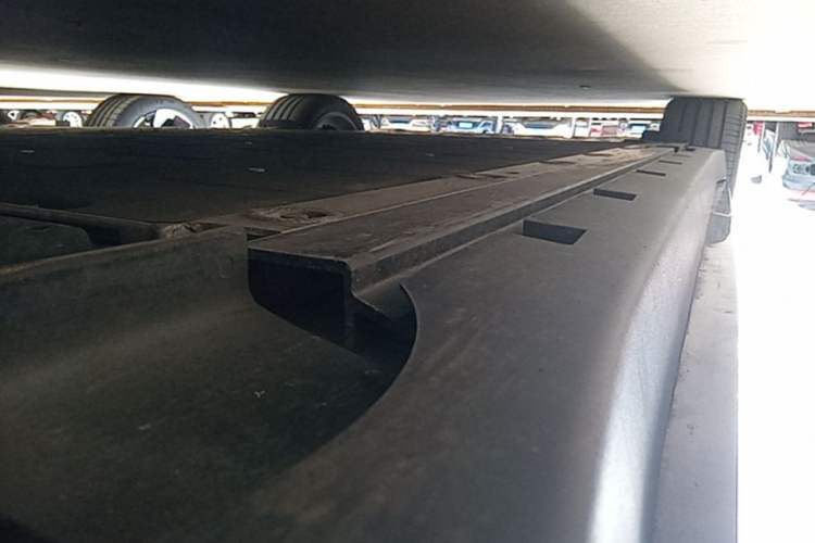 Used Zeekr 007 2025 Long-Range Rear-Wheel-Drive Intelligent Driving Version 100 kWh Right Side Sill