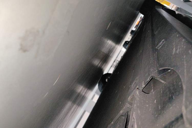 Used Zeekr 007 2025 Long-Range Rear-Wheel-Drive Intelligent Driving Version 100 kWh Right Side Sill