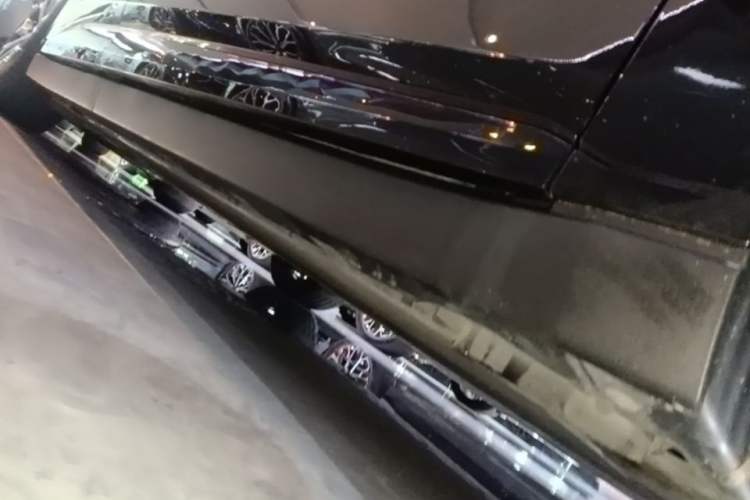 Used Zeekr 007 2025 Long-Range Rear-Wheel-Drive Intelligent Driving Version 100 kWh Right Side Sill