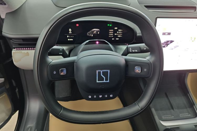 Used Zeekr 007 2025 Long-Range Rear-Wheel-Drive Intelligent Driving Version 100 kWh Steering Wheel