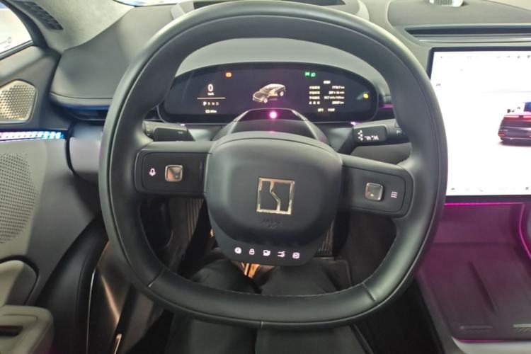 Used Zeekr 007 2025 Long-Range Rear-Wheel-Drive Intelligent Driving Version 100 kWh Steering Wheel