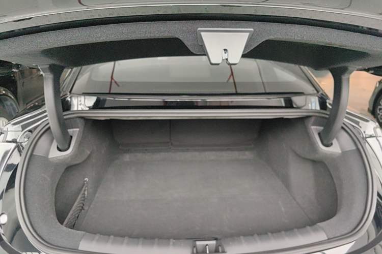 Used Zeekr 007 2025 Long-Range Rear-Wheel-Drive Intelligent Driving Version 100 kWh Trunk