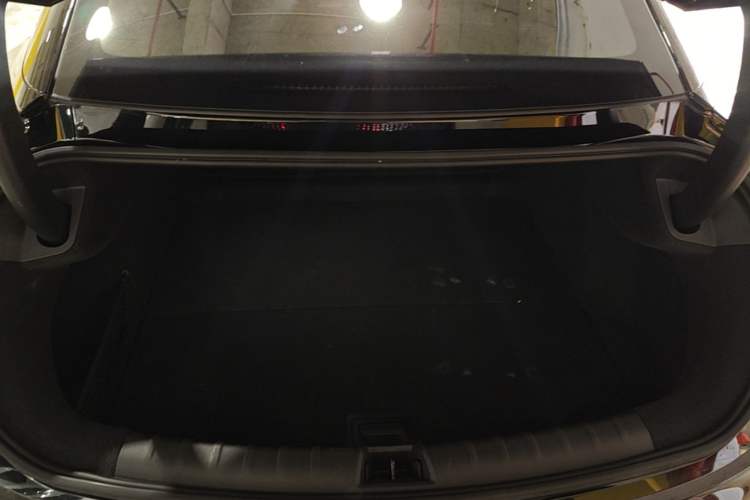 Used Zeekr 007 2025 Long-Range Rear-Wheel-Drive Intelligent Driving Version 100 kWh Trunk