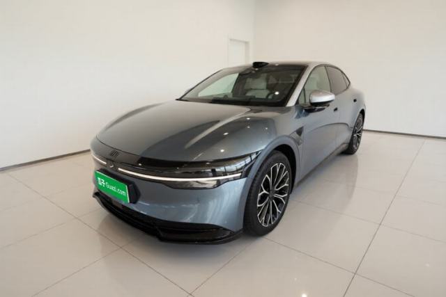 Używany Zeekr 007 2025 Four-Wheel Drive Intelligent Driving Version 75 kWh