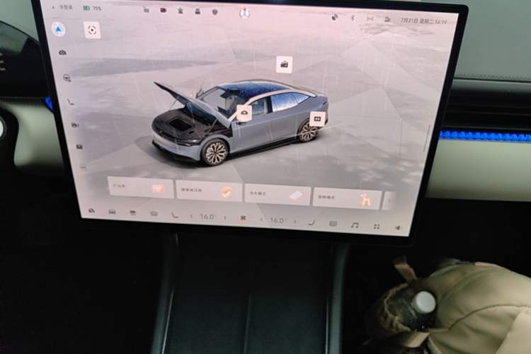 Used Zeekr 007 2025 Long-Range Rear-Wheel-Drive Intelligent Driving Version 100 kWh Audio And AC Panel