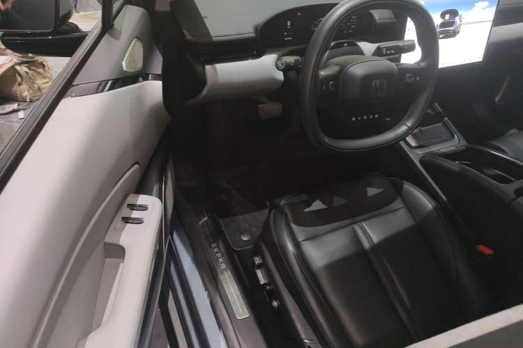 Used Zeekr 007 2025 Long-Range Rear-Wheel-Drive Intelligent Driving Version 100 kWh Driver Seat