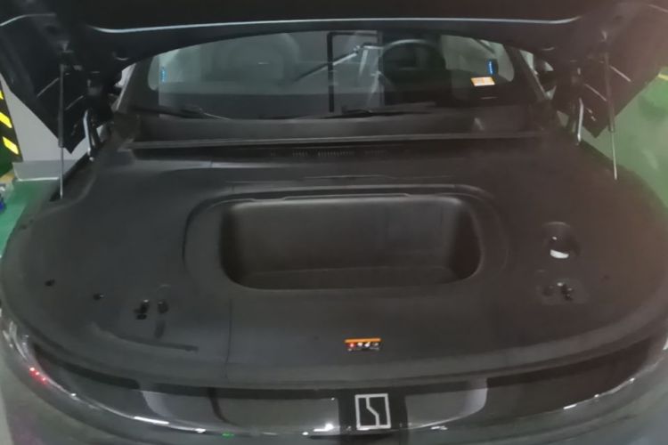 Used Zeekr 007 2025 Long-Range Rear-Wheel-Drive Intelligent Driving Version 100 kWh Engine Bay