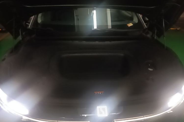 Used Zeekr 007 2025 Long-Range Rear-Wheel-Drive Intelligent Driving Version 100 kWh Engine Bay