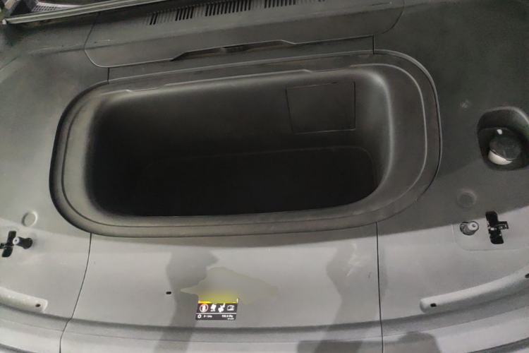 Used Zeekr 007 2025 Long-Range Rear-Wheel-Drive Intelligent Driving Version 100 kWh Engine Bay