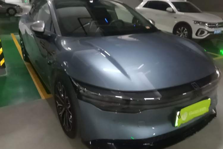 Used Zeekr 007 2025 Long-Range Rear-Wheel-Drive Intelligent Driving Version 100 kWh Front Right 45 Deg