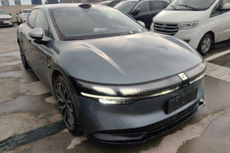 Used Zeekr 007 2025 Long-Range Rear-Wheel-Drive Intelligent Driving Version 100 kWh Front Right 45 Deg