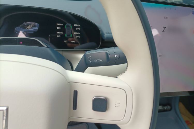 Used Zeekr 007 2025 Long-Range Rear-Wheel-Drive Intelligent Driving Version 100 kWh Gear Lever
