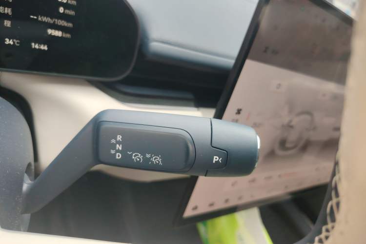 Used Zeekr 007 2025 Rear-Drive Intelligent Driving Version 75 kWh Gear Lever