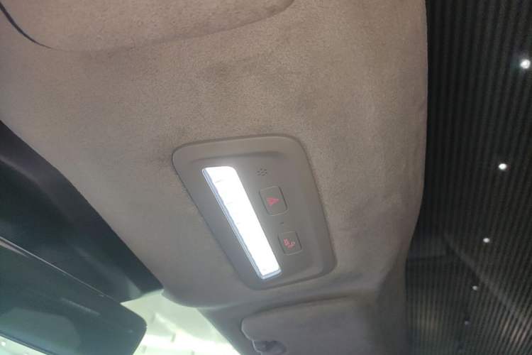 Used Zeekr 007 2025 Long-Range Rear-Wheel-Drive Intelligent Driving Version 100 kWh Headliner