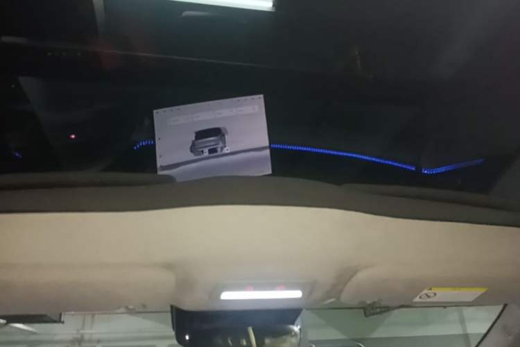 Used Zeekr 007 2025 Long-Range Rear-Wheel-Drive Intelligent Driving Version 100 kWh Headliner