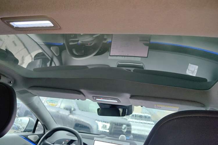 Used Zeekr 007 2025 Long-Range Rear-Wheel-Drive Intelligent Driving Version 100 kWh Headliner