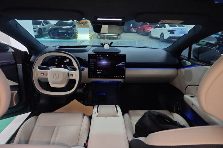 Used Zeekr 007 2025 Rear-Drive Intelligent Driving Version 75 kWh Interior 2